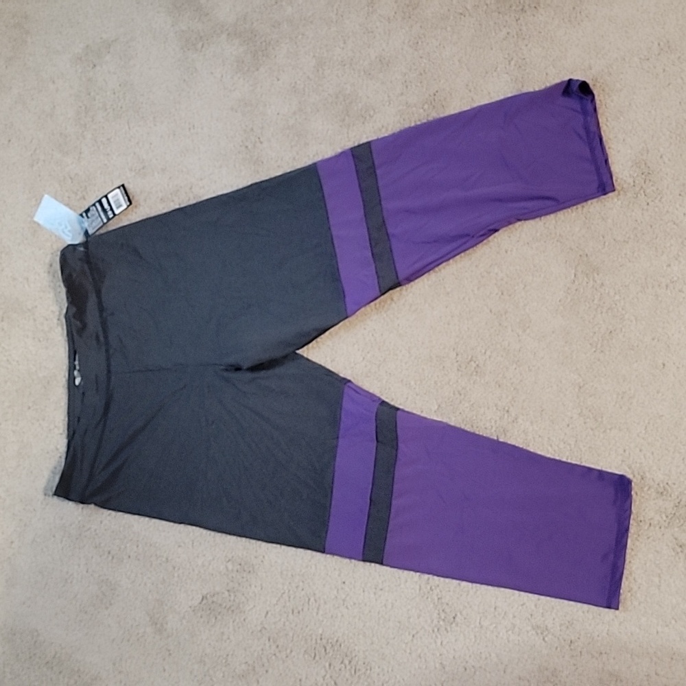 52 Sportswear grey purple color block cropped leggings, juniors XXL